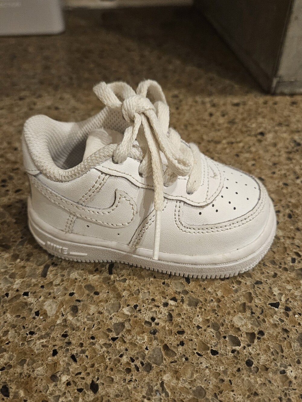 Nike Air Force 1 Toddler 3c RIGHT SHOE ONLY